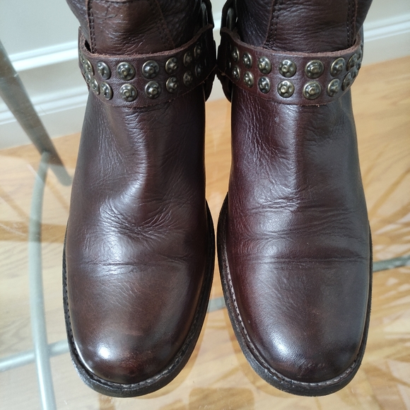 FRYE Phillip Studded Brown Leather Harness Tall Leather Boots women's 9B - Picture 9 of 16